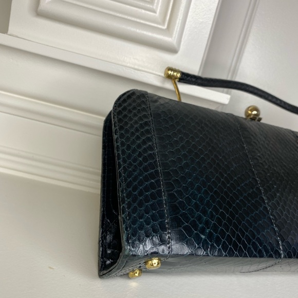 Vintage Snake Skin Versatile Clutch or Handbag - Picture 16 of 16